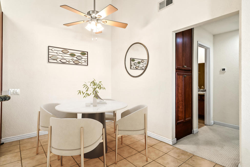 78650 Avenue 42 1006