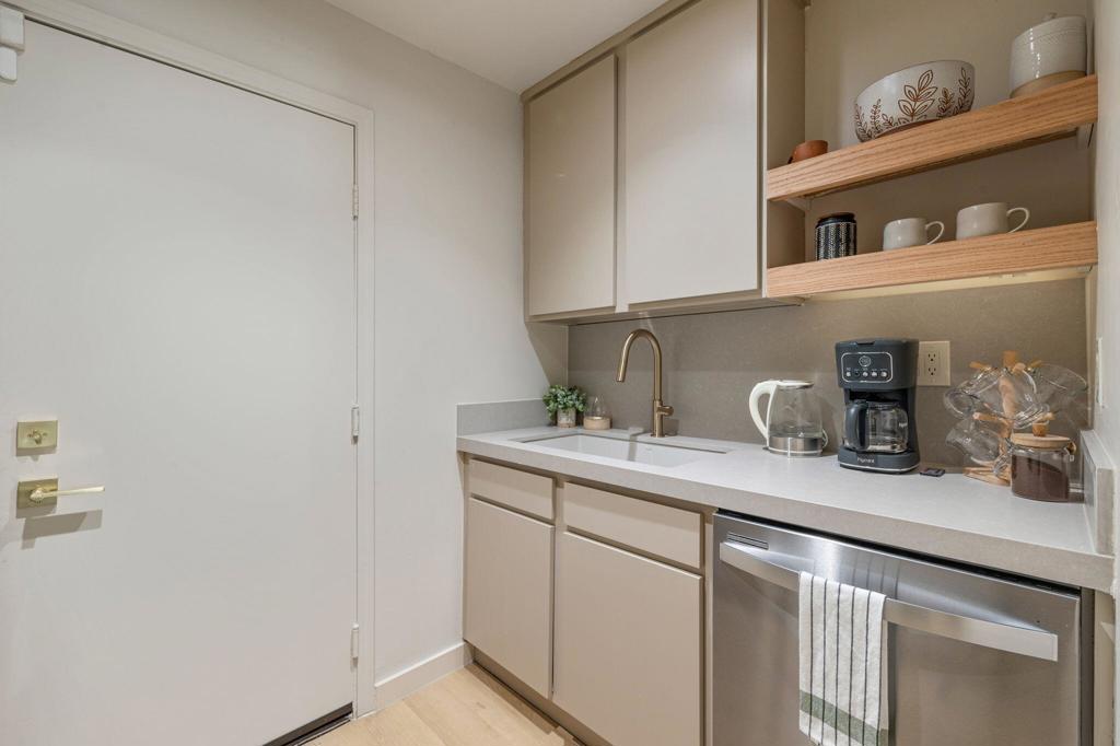 79938 Dewsbury Drive