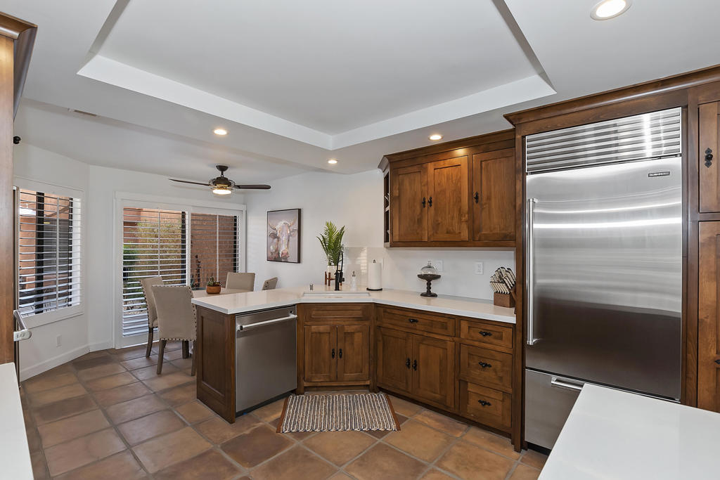 77662 Avenida Madrugada