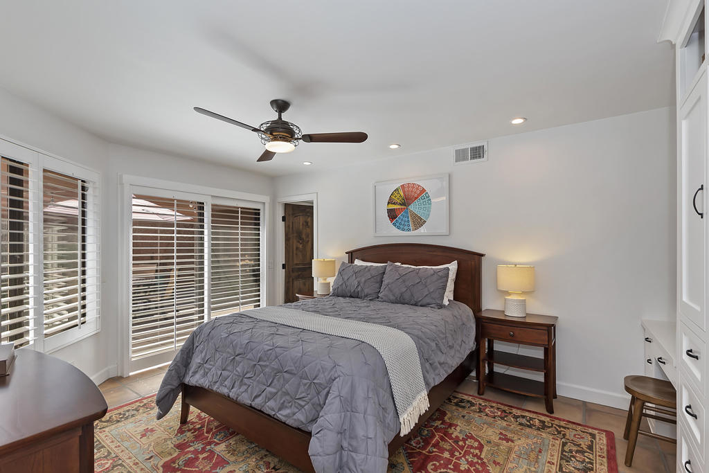 77662 Avenida Madrugada