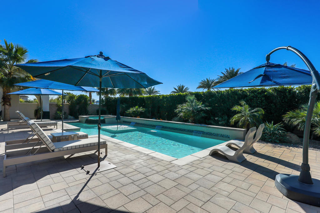 81320 Thunder Gulch Way