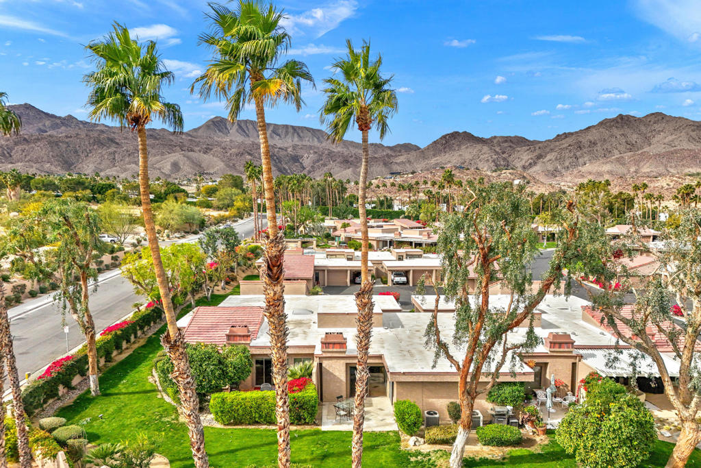 48980 Wildwood Lane
