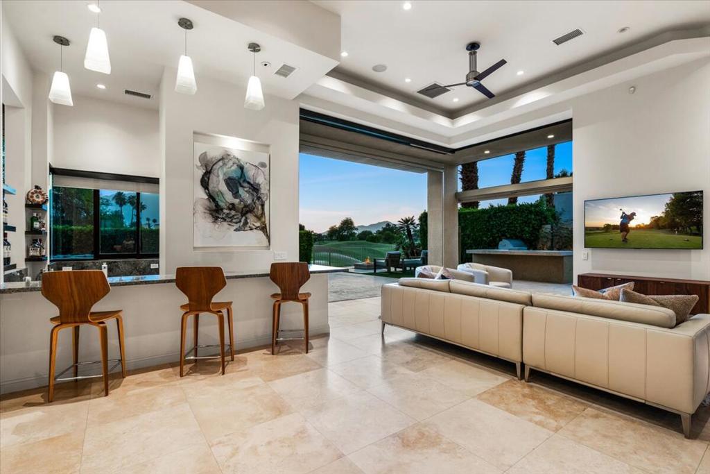 68 Colonial Drive