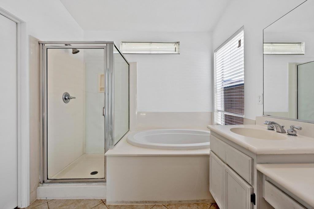 83287 Long Cove Drive