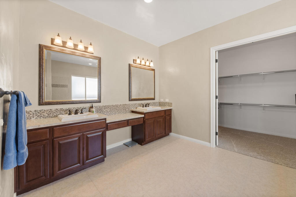 57816 Barristo Circle