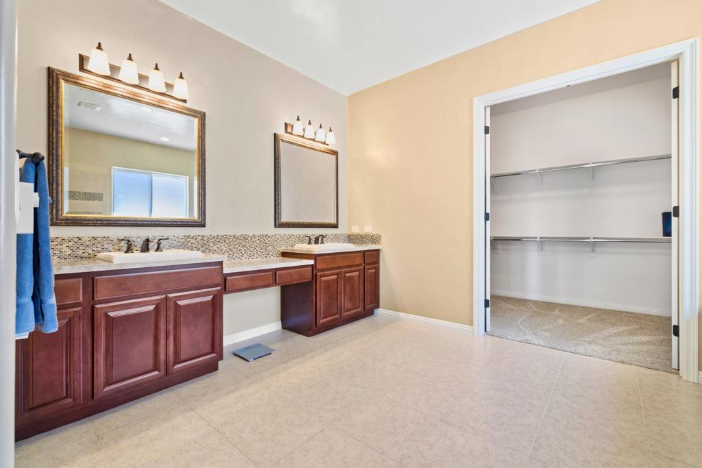 57816 Barristo Circle