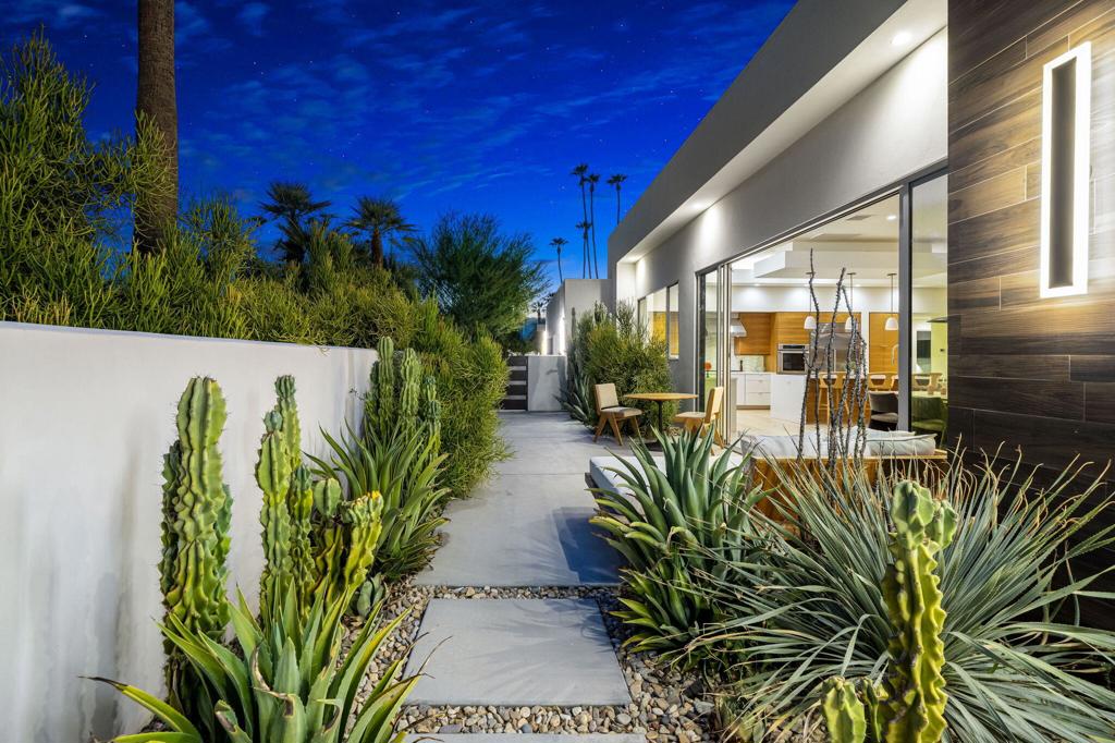 75690 Fairway Drive