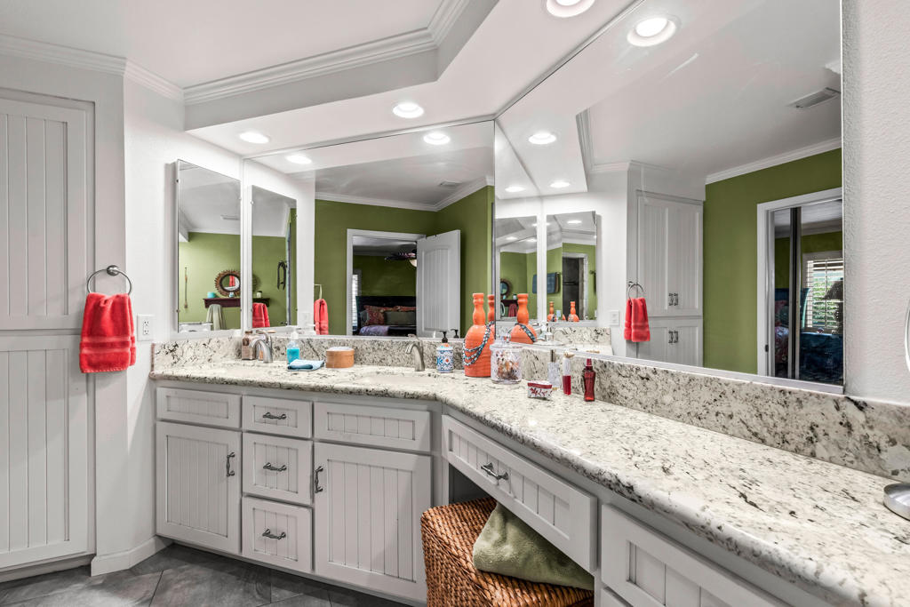 39231 Hidden Water Place