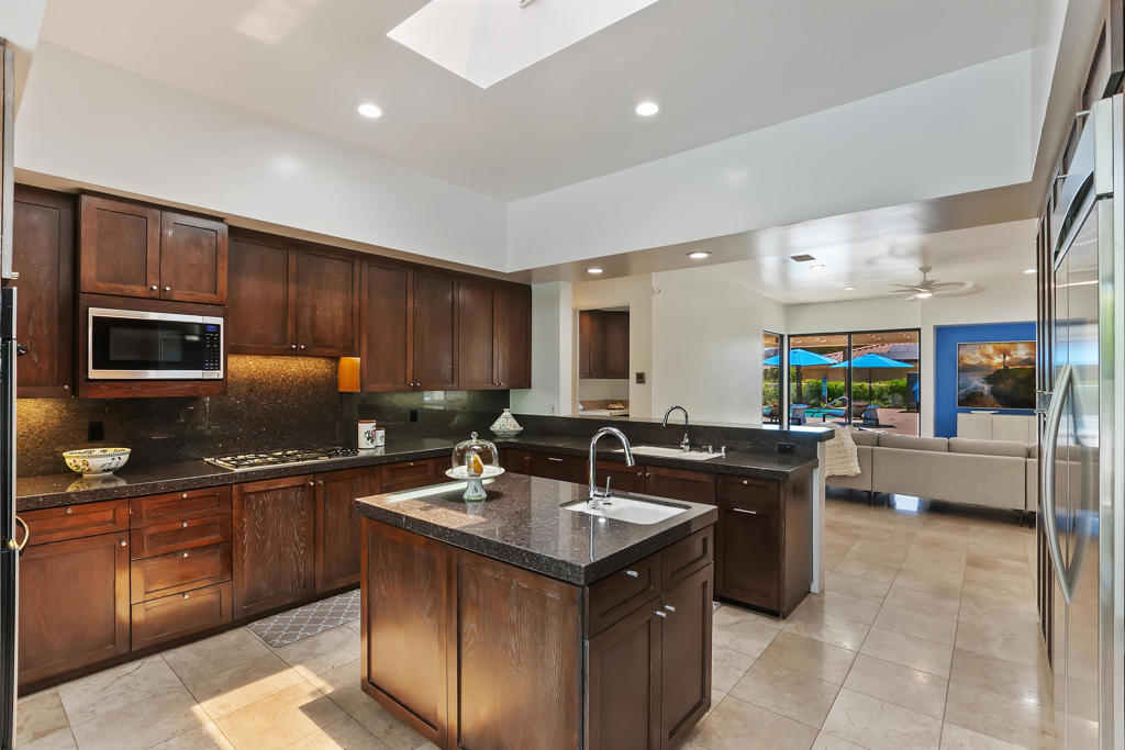 45675 Sugarloaf Mountain Trail