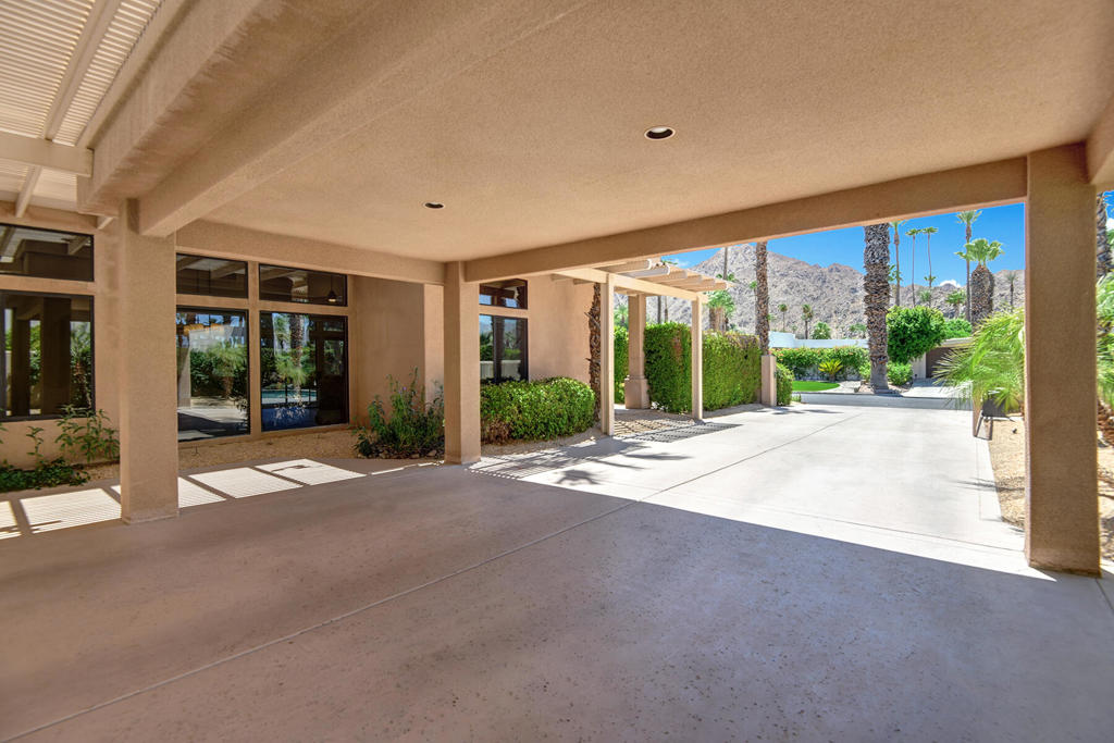 76470 Pala Palms Drive