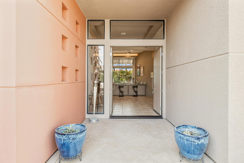12 Boulder Lane