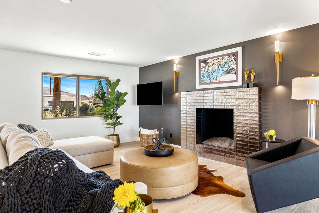 45654 Verba Santa Drive