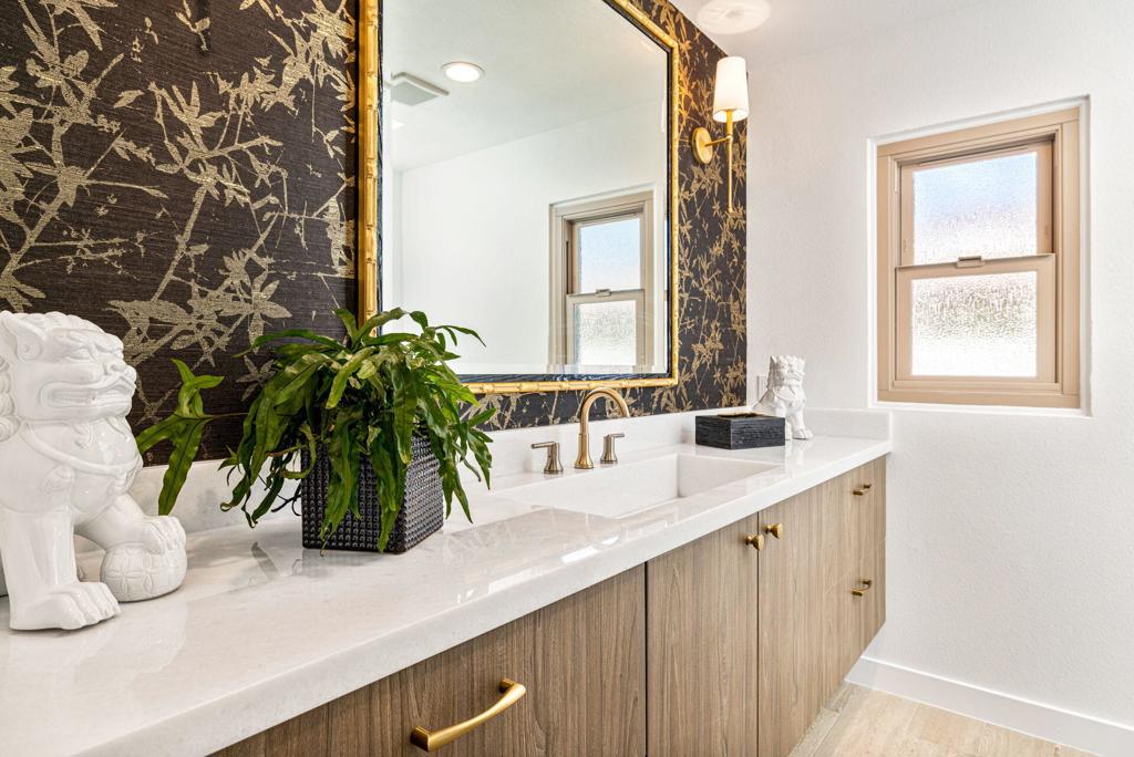 45654 Verba Santa Drive