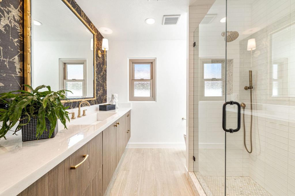 45654 Verba Santa Drive