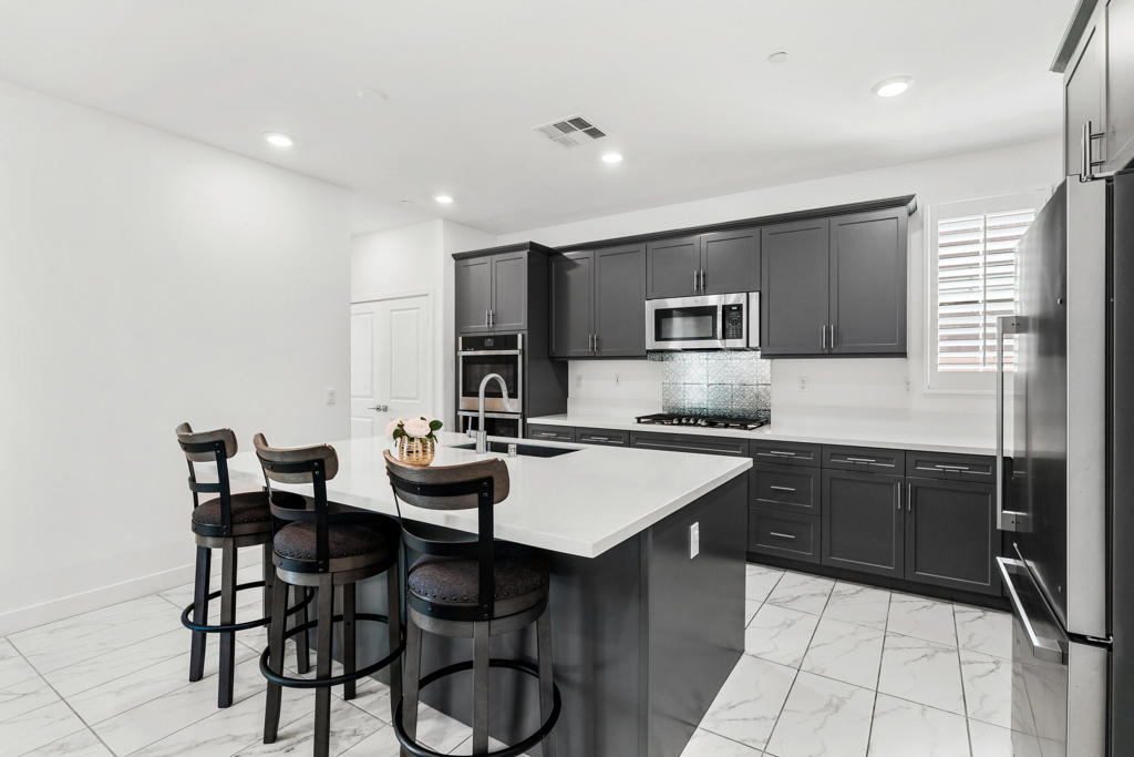 41138 Harvey Mudd Drive