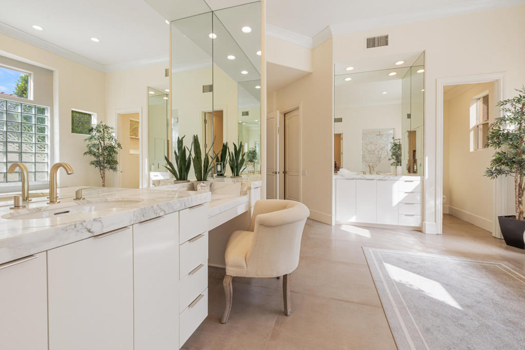 340 Crest Lake Drive