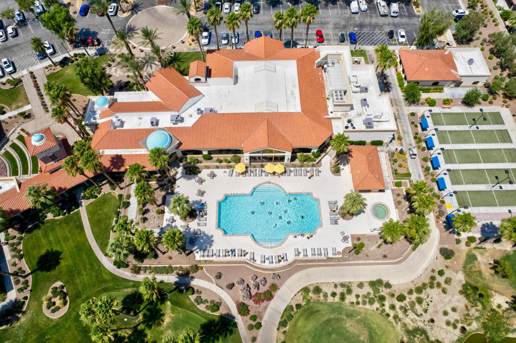 80096 Camino Santa Elise