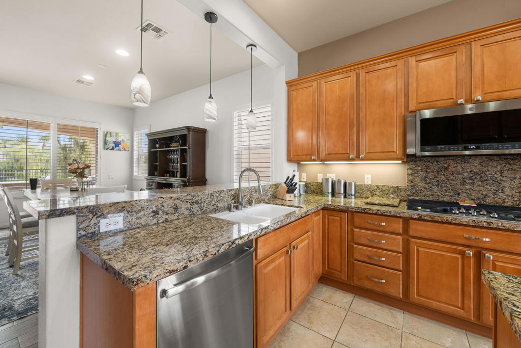 80096 Camino Santa Elise