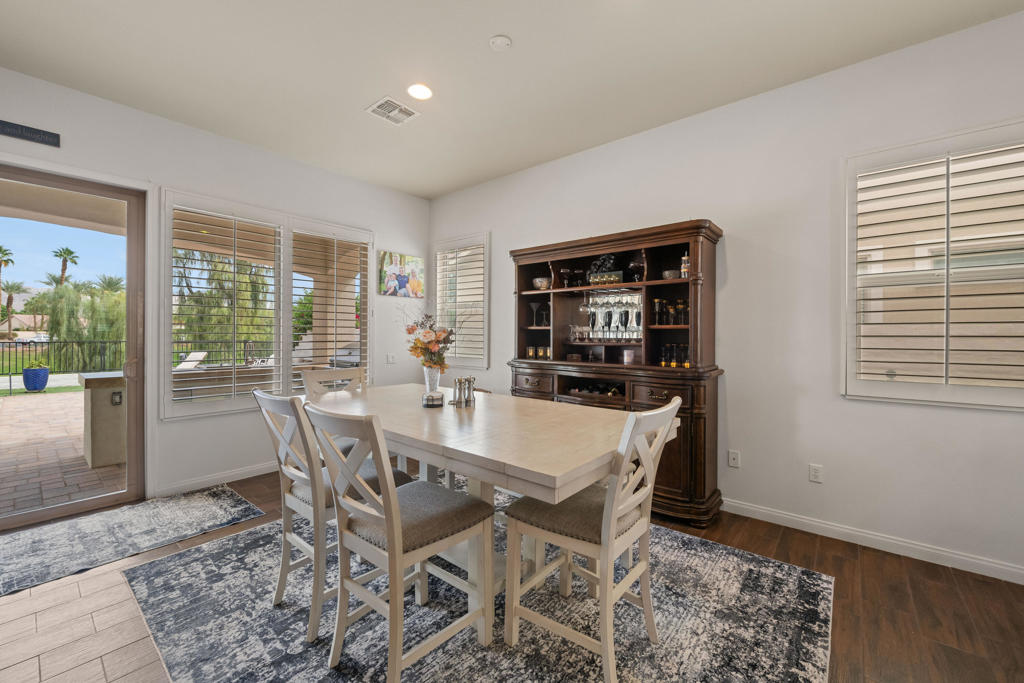 80096 Camino Santa Elise