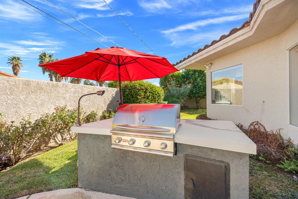 44201 Kings Canyon Lane