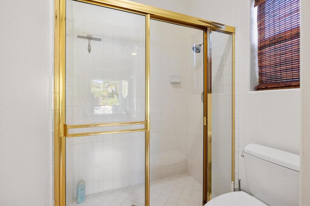 44201 Kings Canyon Lane