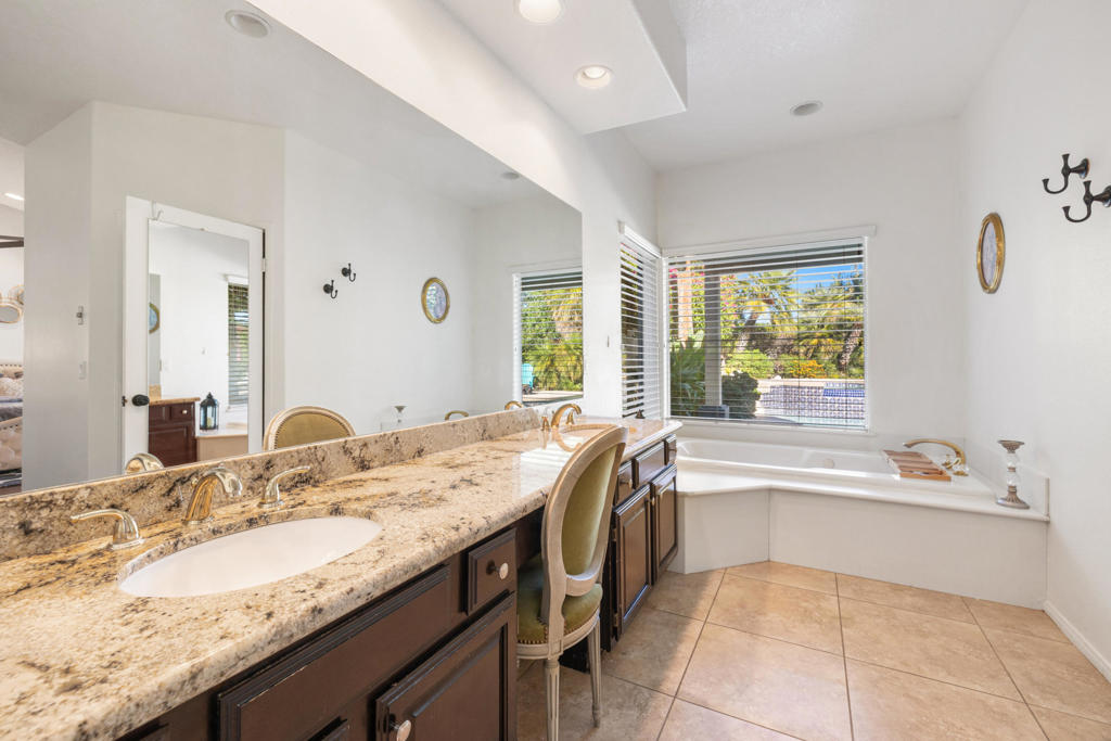 44201 Kings Canyon Lane