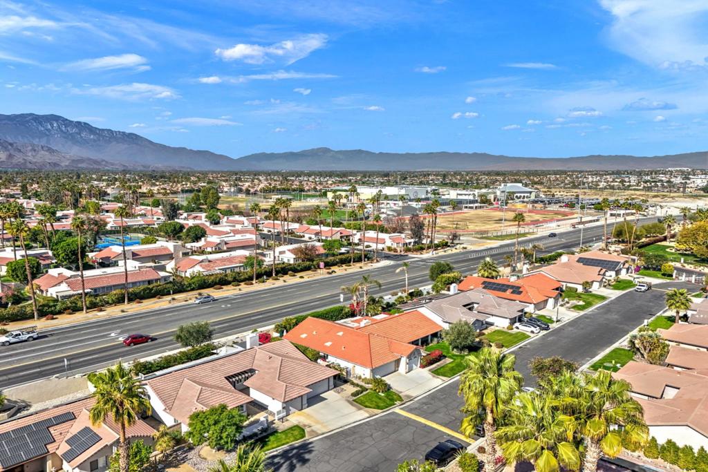43911 La Carmela Drive