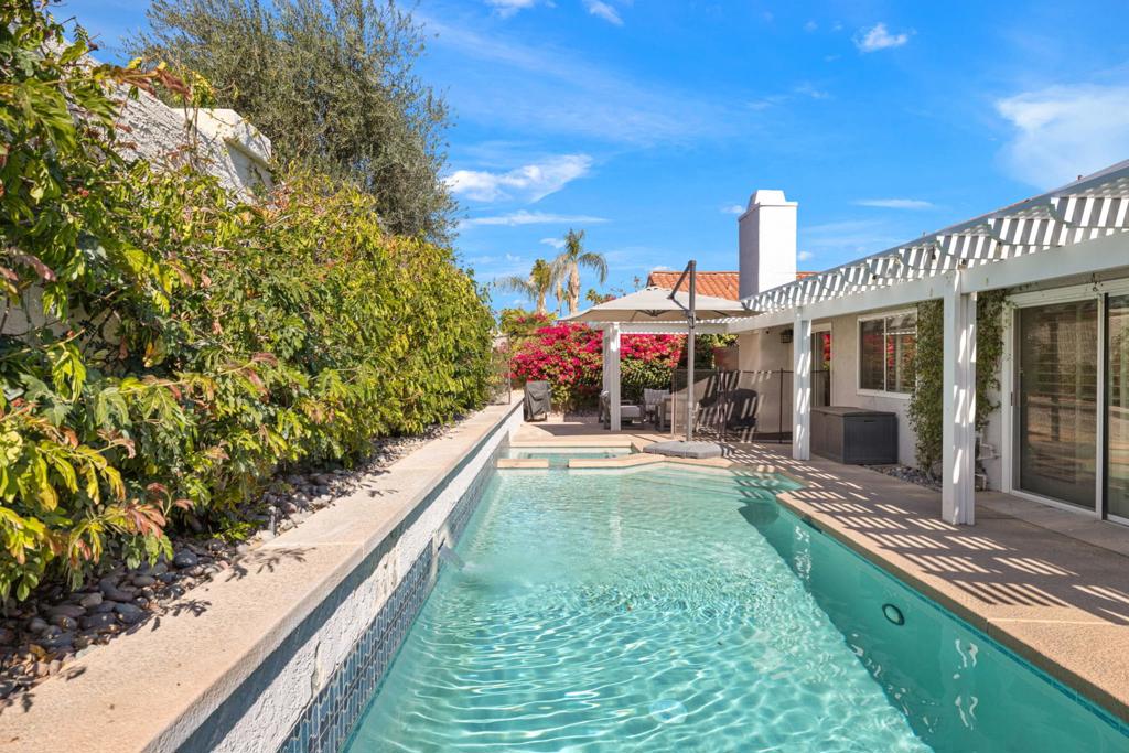 43911 La Carmela Drive