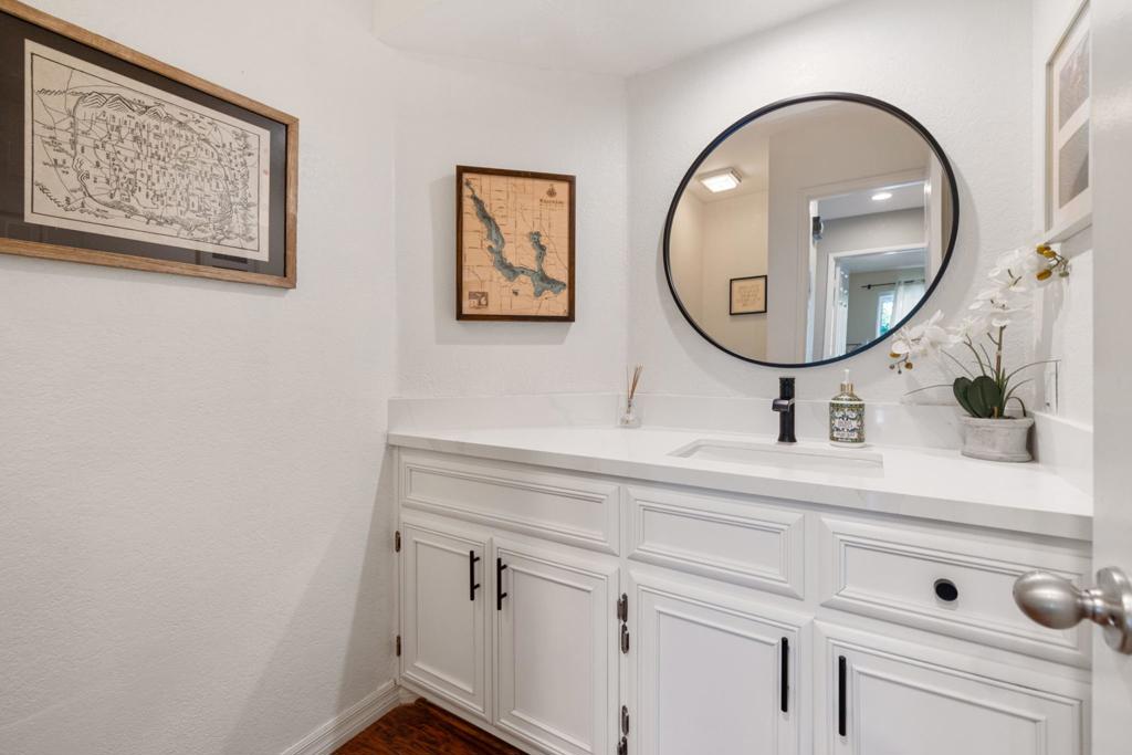 43911 La Carmela Drive