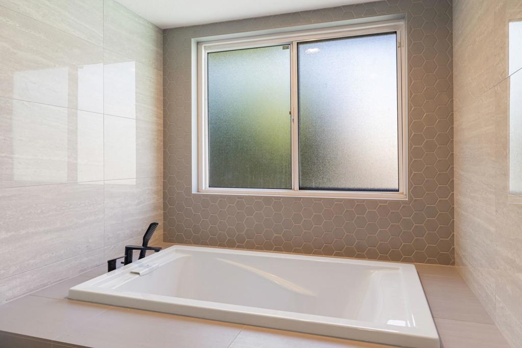 43911 La Carmela Drive