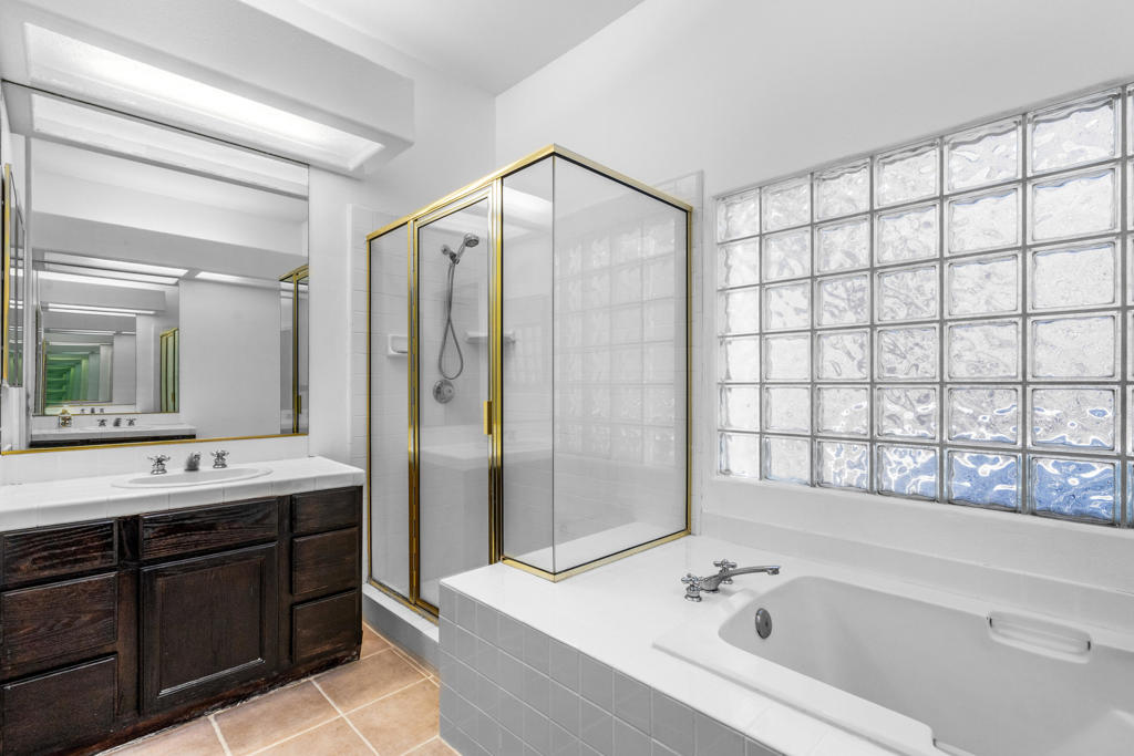 78206 Sombrero Court