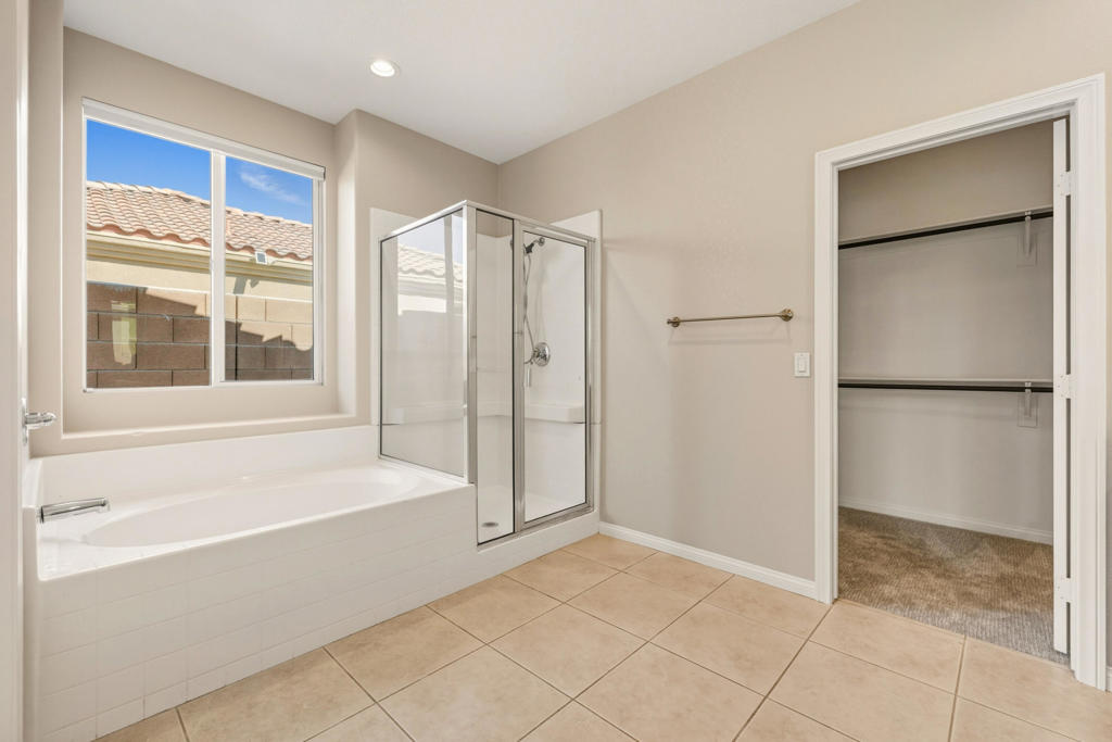 42269 Whisper Rock Street