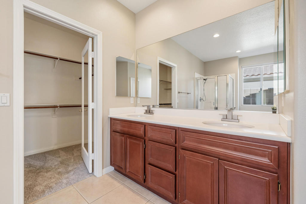 42269 Whisper Rock Street