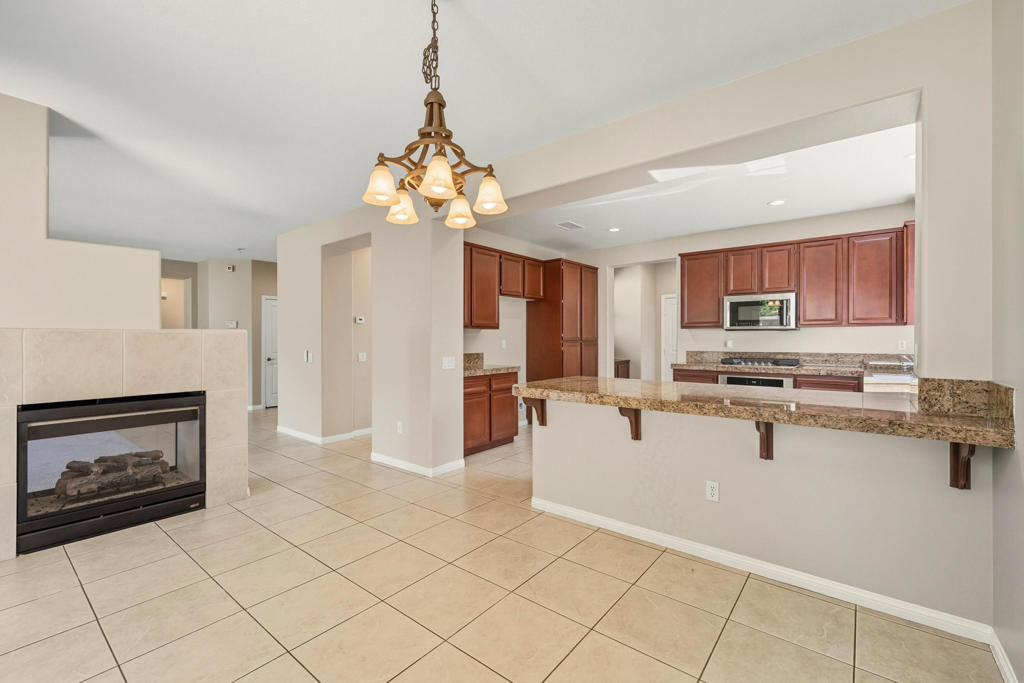 42269 Whisper Rock Street