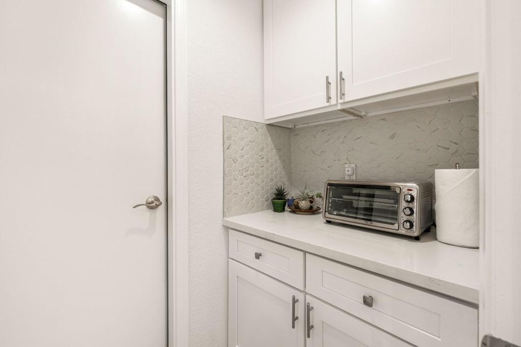 54525 Avenida Carranza