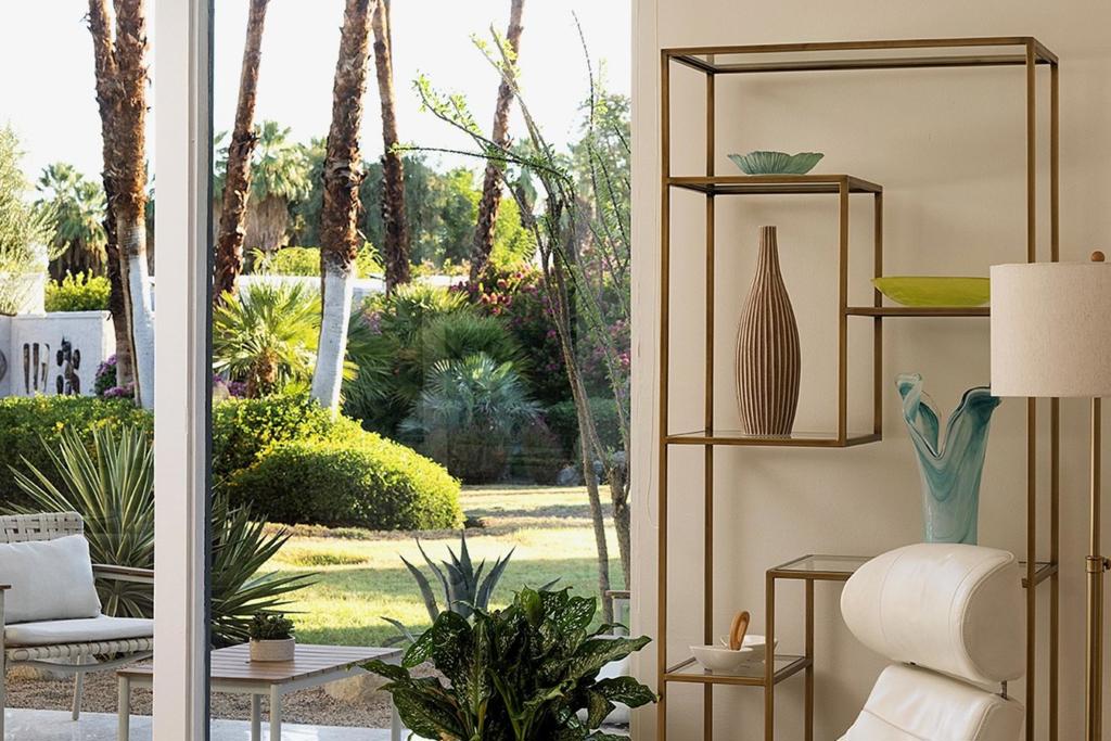 1405 Tamarisk West Street