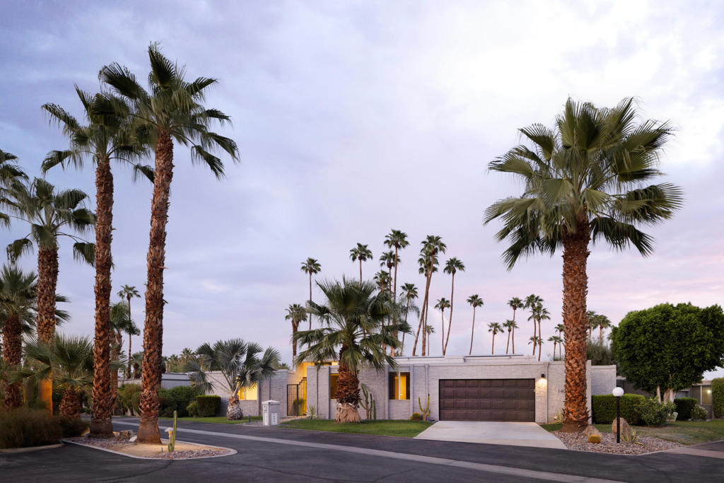 1405 Tamarisk West Street