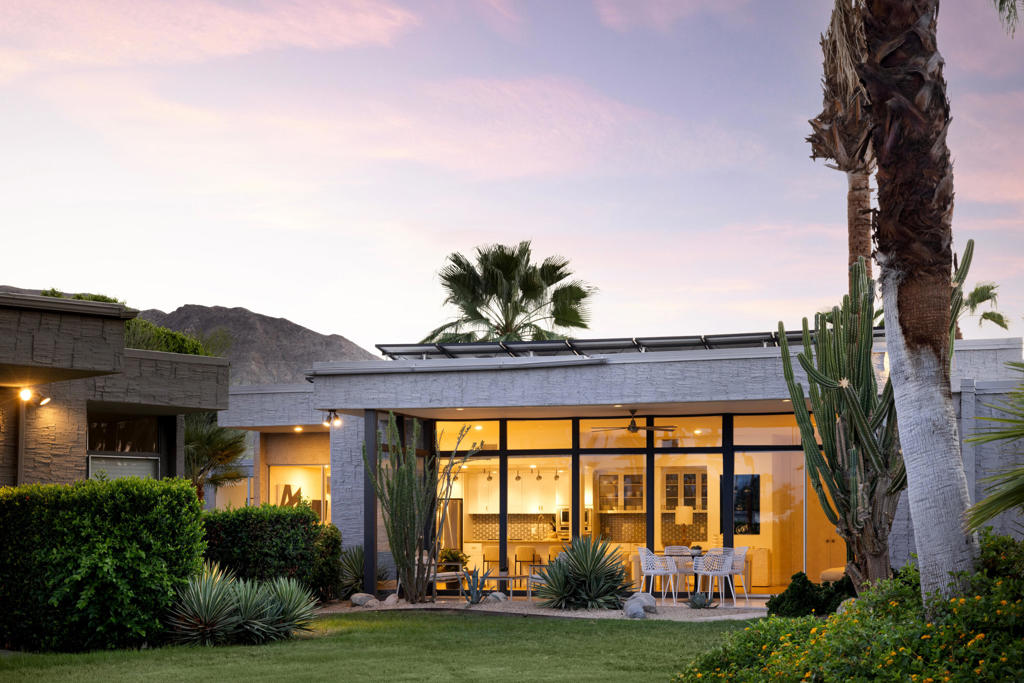 1405 Tamarisk West Street