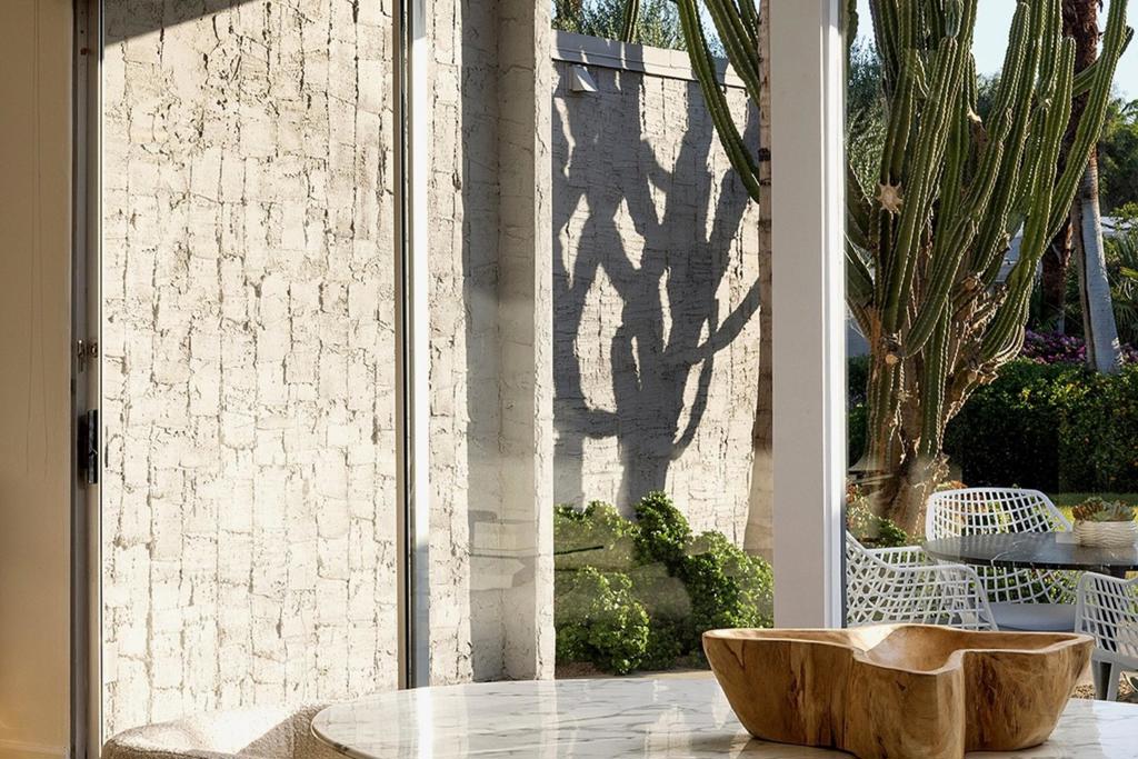 1405 Tamarisk West Street