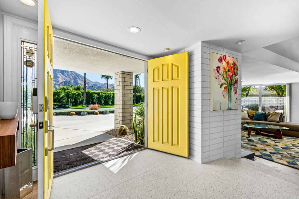 76080 Fairway Drive
