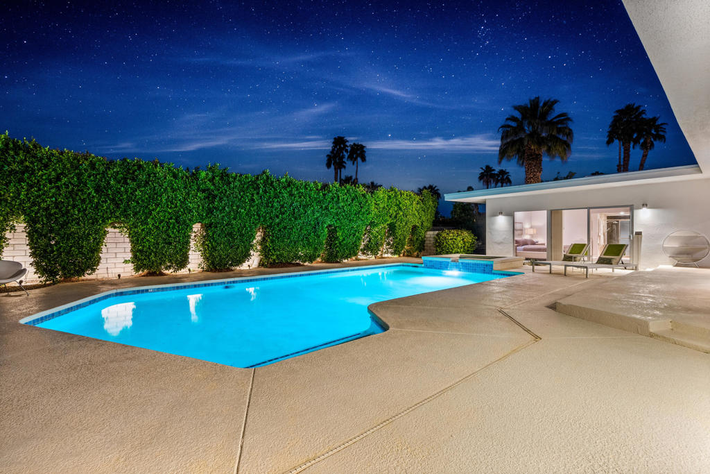76080 Fairway Drive