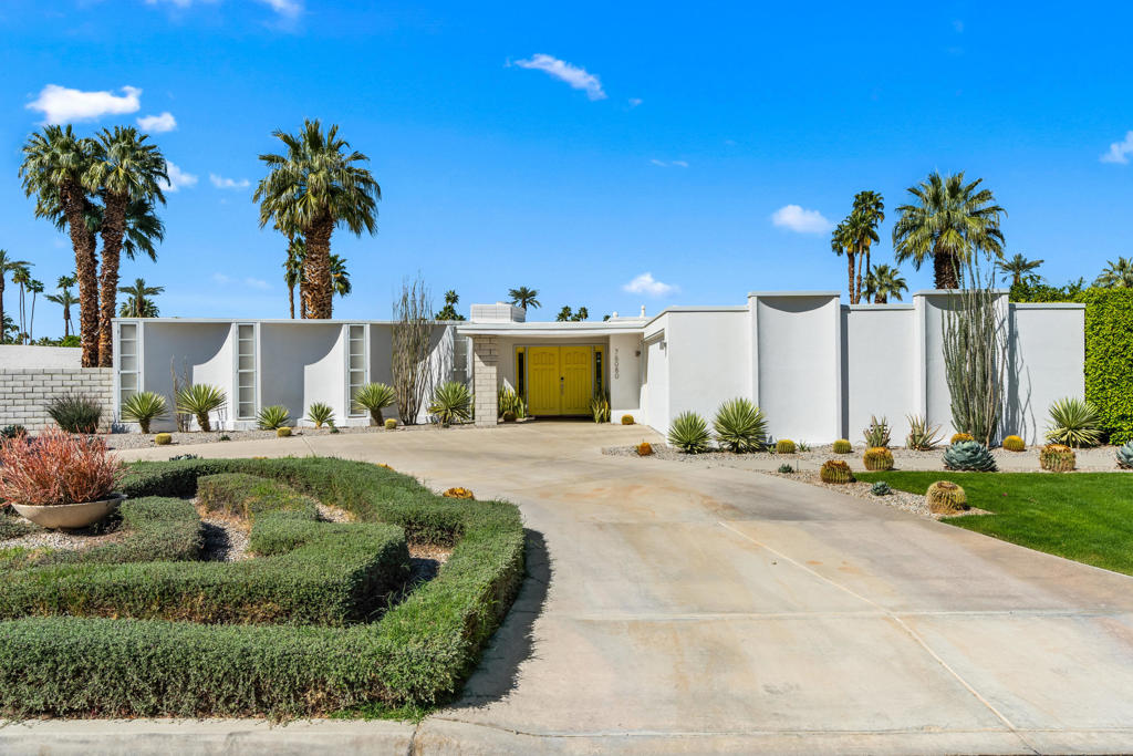 76080 Fairway Drive