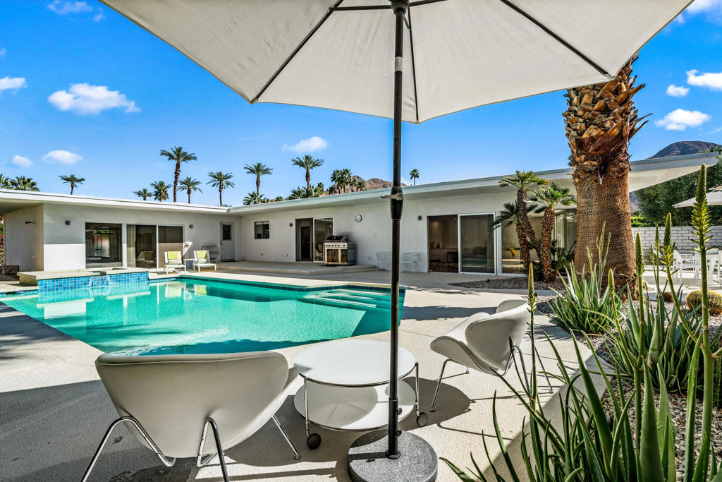 76080 Fairway Drive