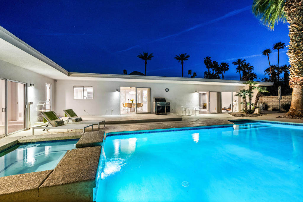 76080 Fairway Drive