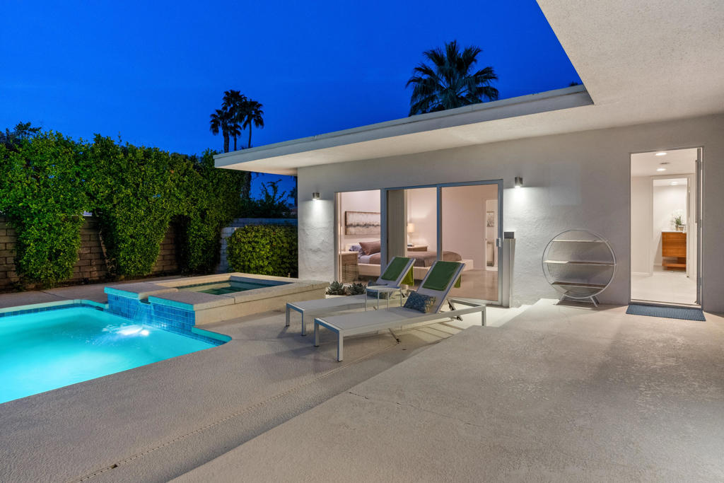 76080 Fairway Drive