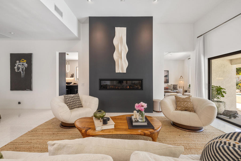 75465 Montecito Drive