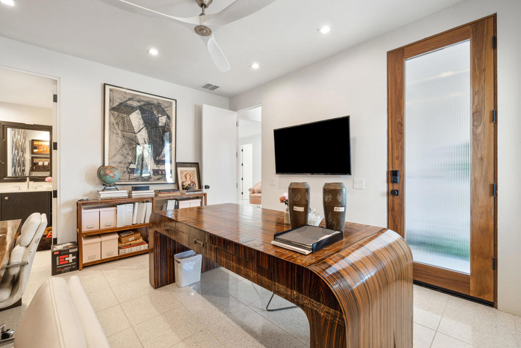 75465 Montecito Drive