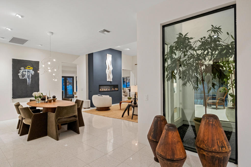 75465 Montecito Drive