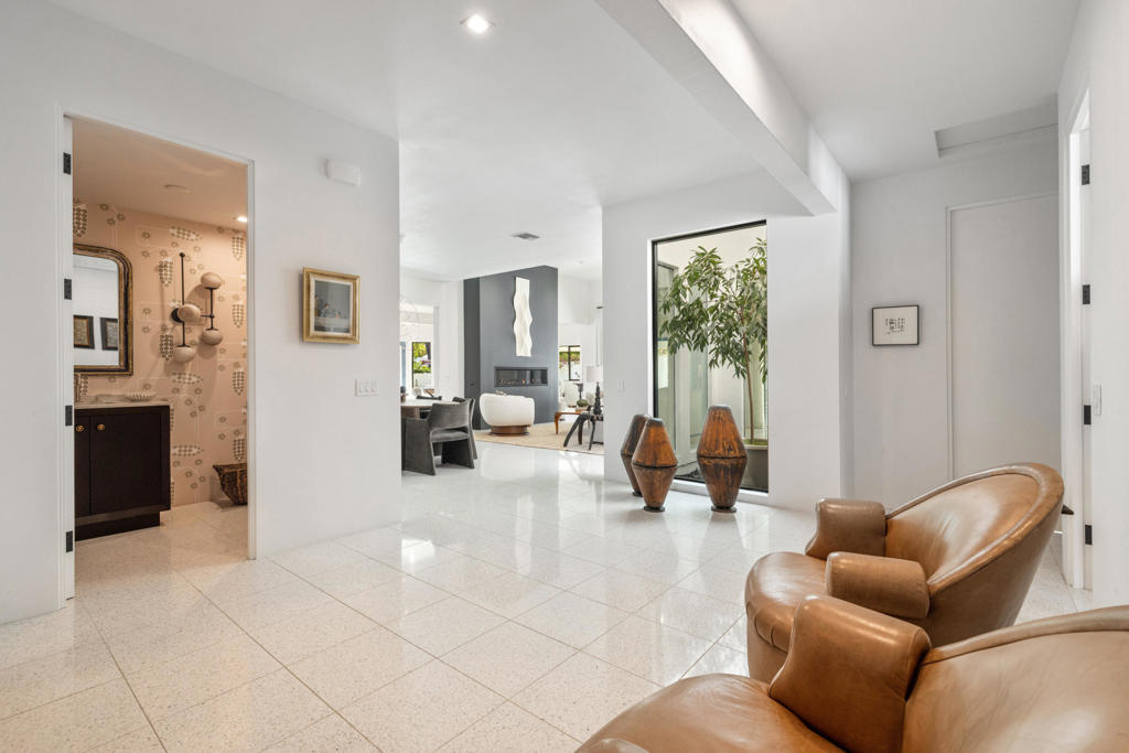 75465 Montecito Drive