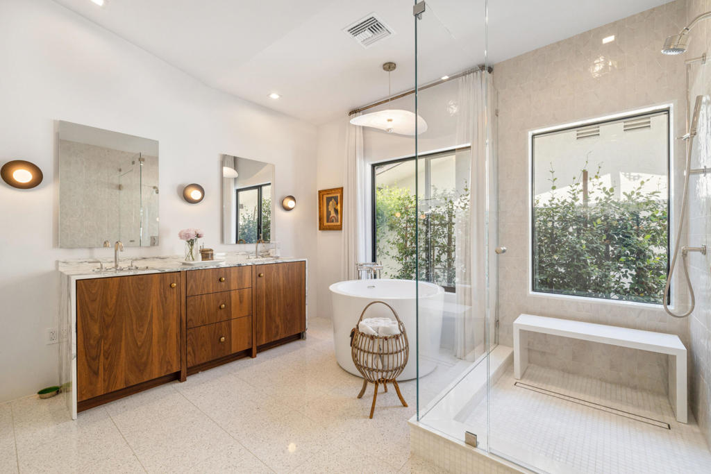 75465 Montecito Drive